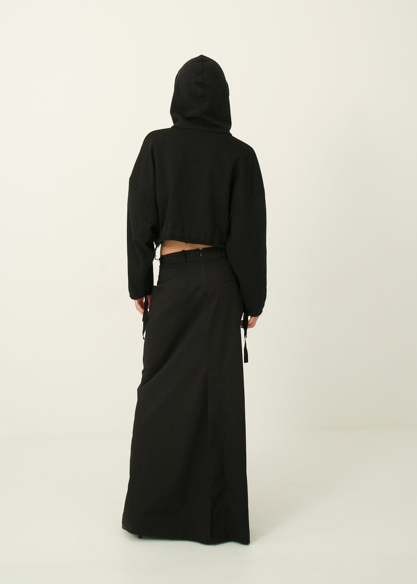 Maxi Linda skirt in black