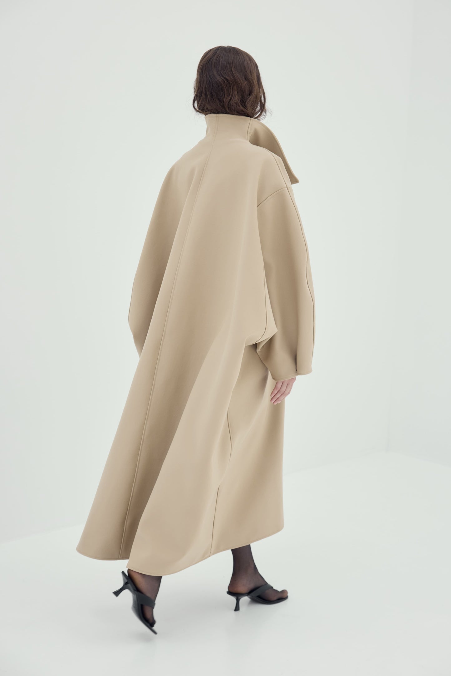 Mia Coat Mid-Season in beige