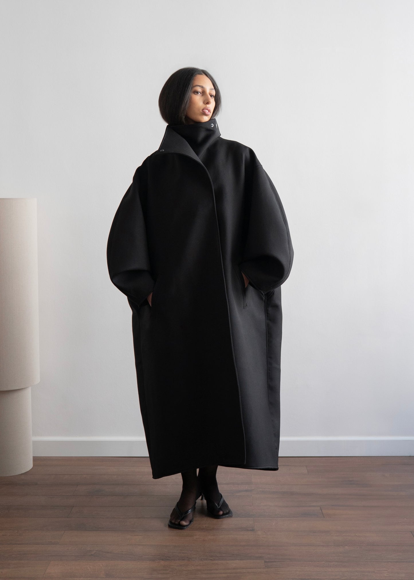 Mia Coat Mid-Season in black